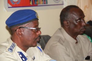L-R Gen. Abdirizaak - Puntland Polic commissioner, Nuur Shire Osman - PUNSAA Chairman