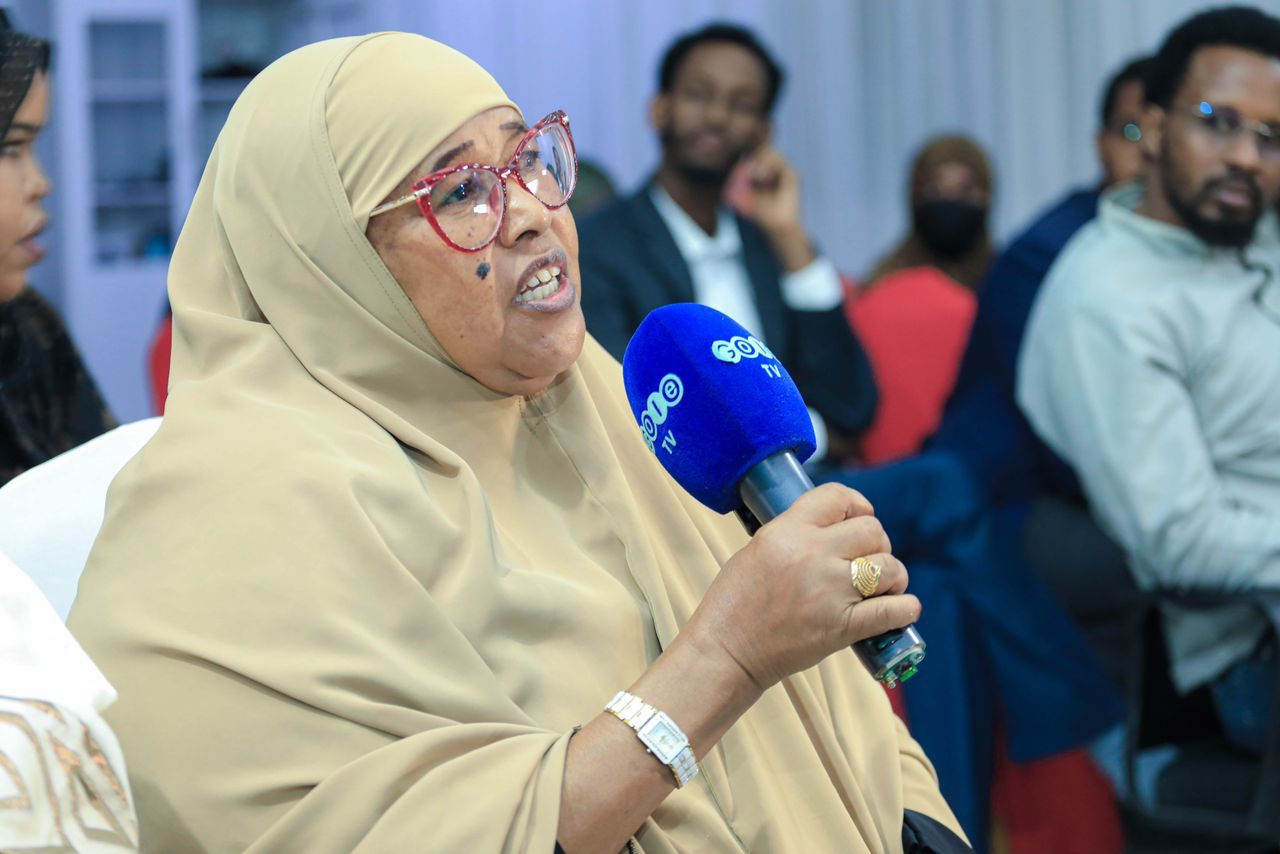 3f53e8f9-80d1-181a-0232-0573a23f5dbe