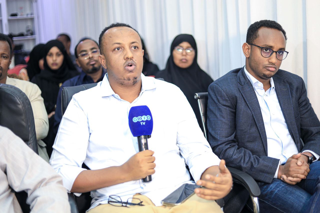 8488c1c1-0980-100b-62b7-5a8d4e930db0