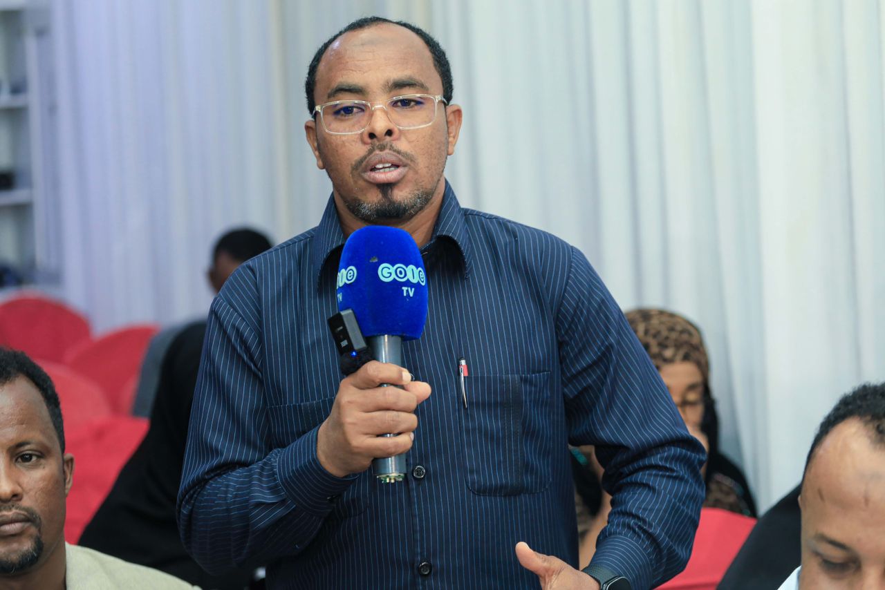 e6ece956-6ce7-fe3c-a266-3bedf46ae8a5