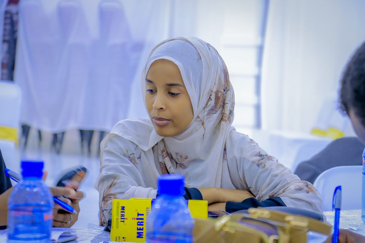 WhatsApp Image 2025-04-28 at 16.46.03_58442739