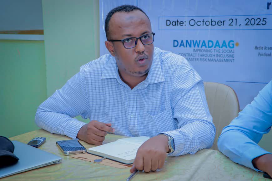 e5f19012-506a-cd34-a1a9-2a952f5c6263